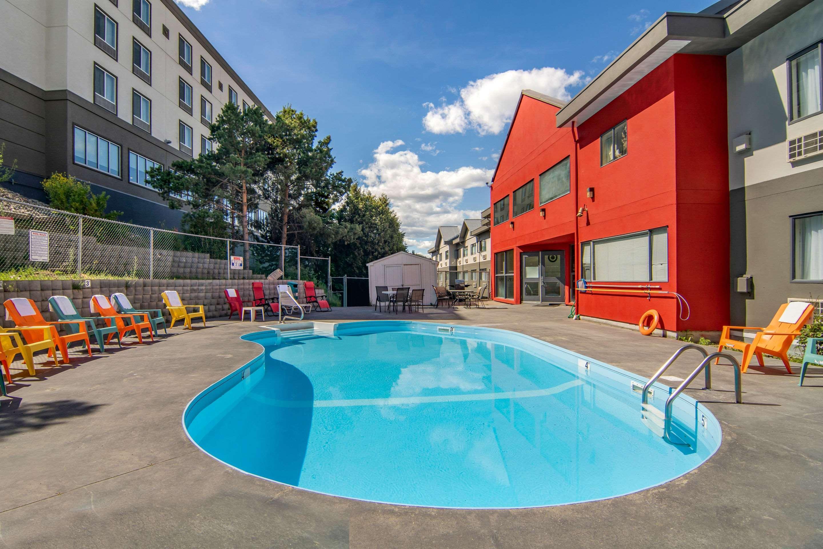 Quality Inn Камлупс Экстерьер фото