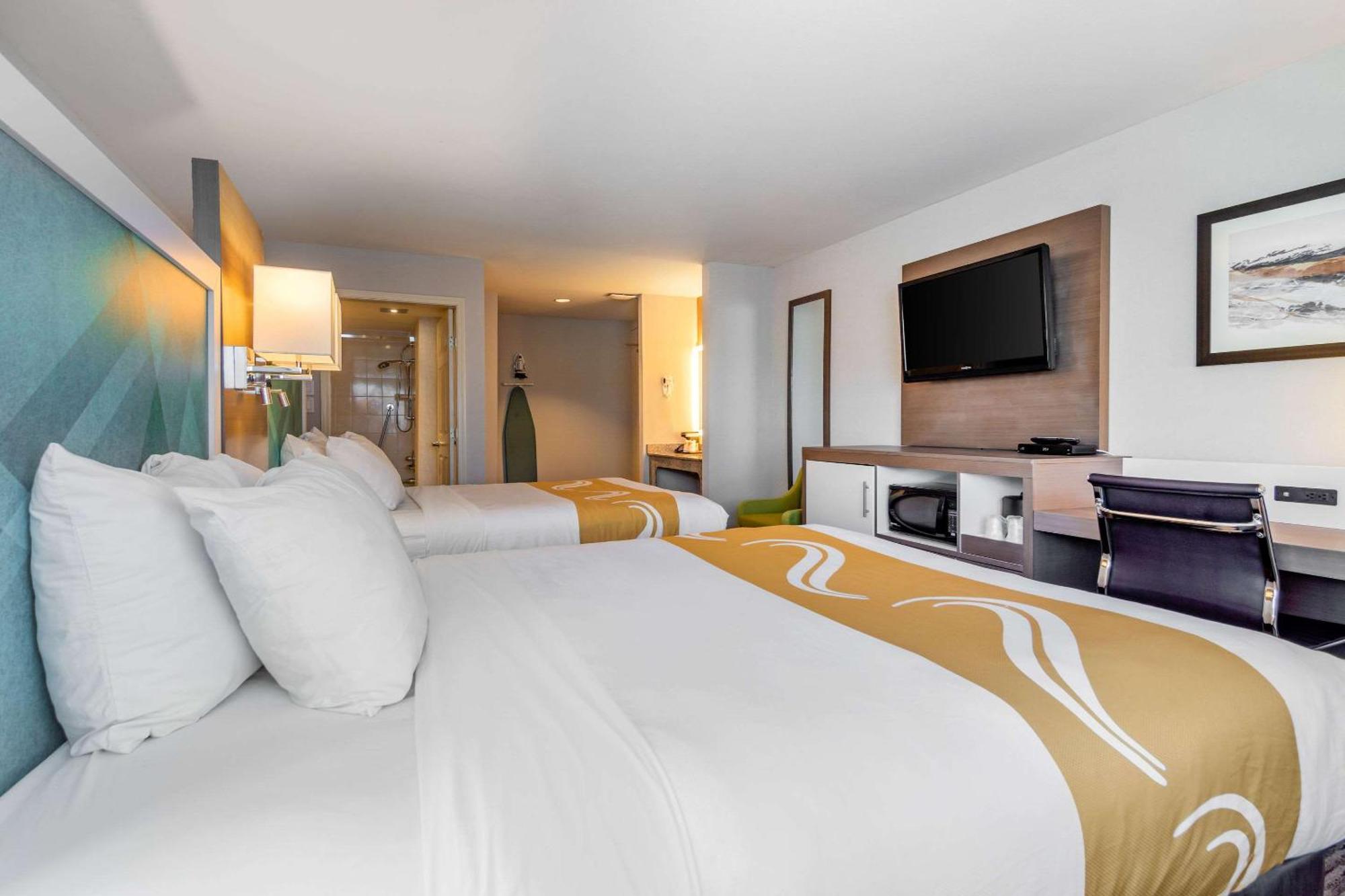 Quality Inn Камлупс Экстерьер фото