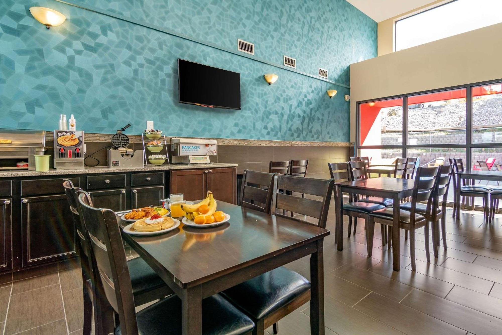 Quality Inn Камлупс Экстерьер фото