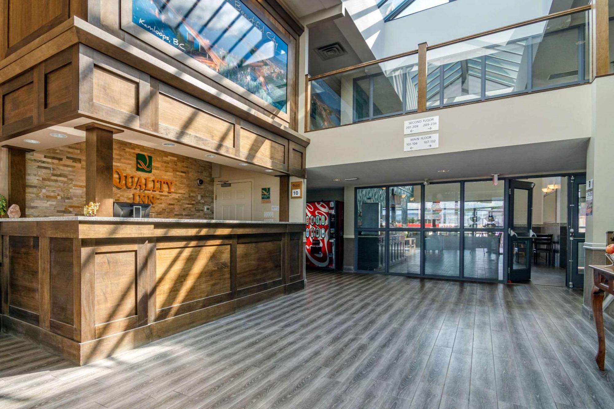 Quality Inn Камлупс Экстерьер фото