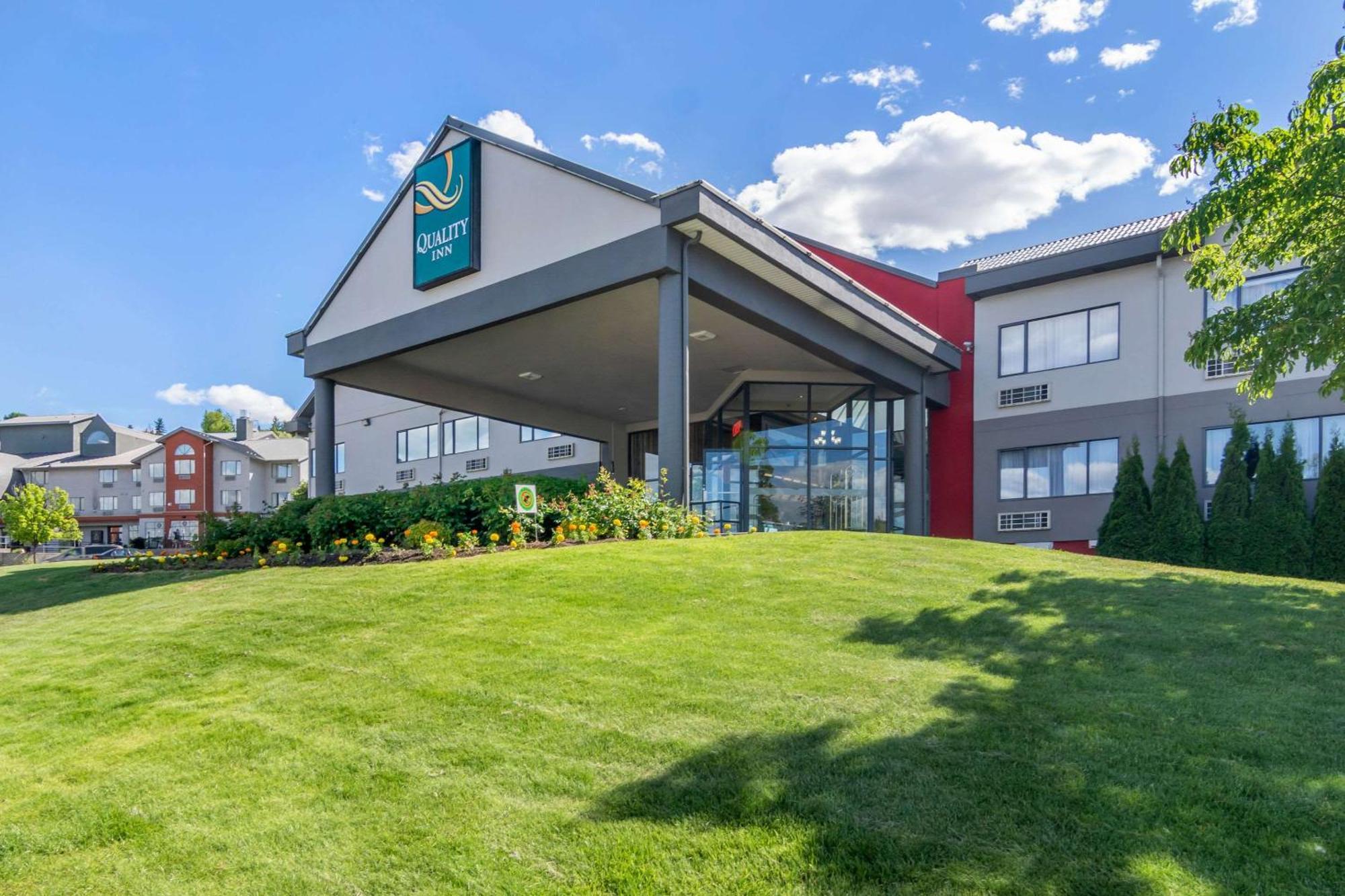 Quality Inn Камлупс Экстерьер фото